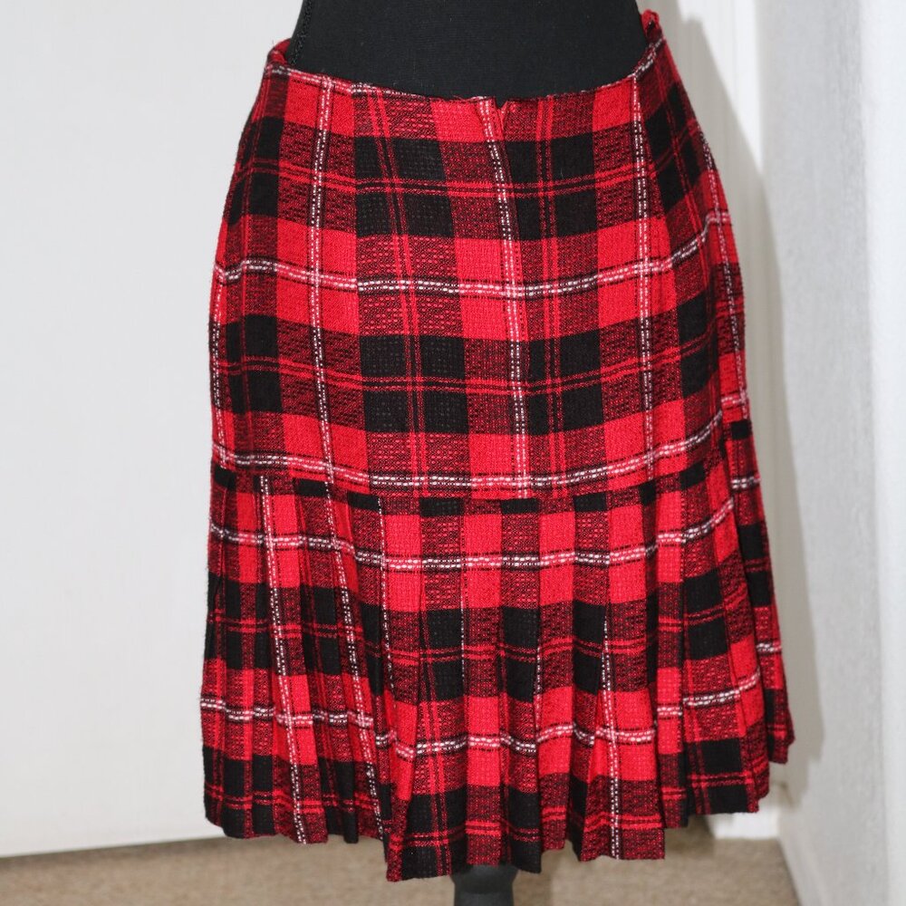 Super Cute Plaid Pleated Skirt